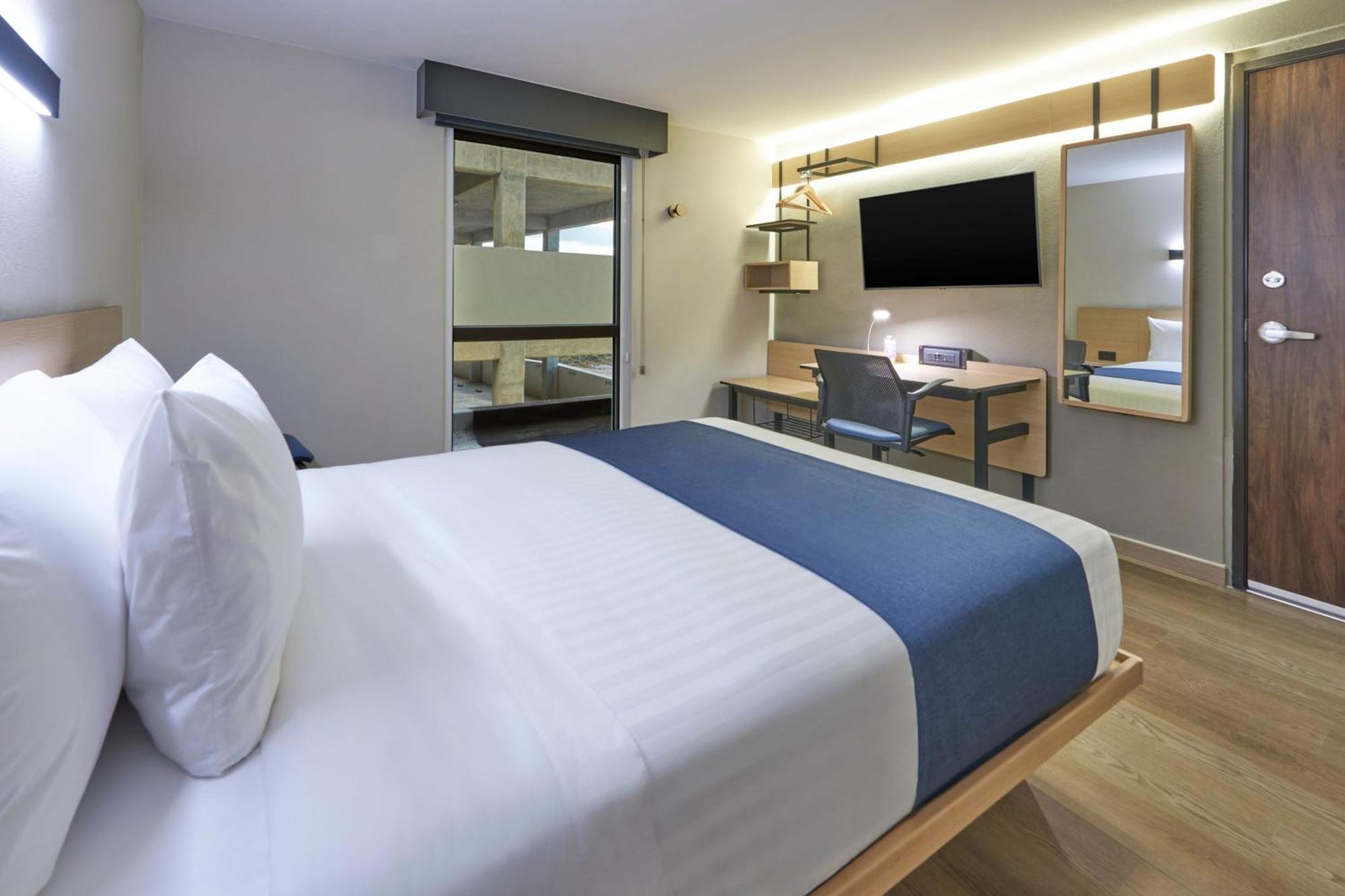 City Express By Marriott Cancun Aeropuerto Alfredo V. Bonfil Ngoại thất bức ảnh