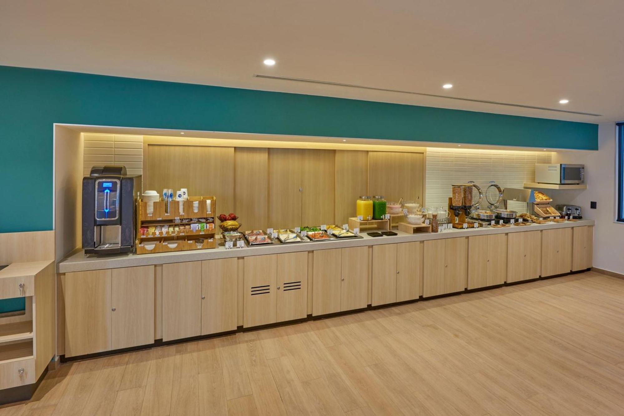 City Express By Marriott Cancun Aeropuerto Alfredo V. Bonfil Ngoại thất bức ảnh