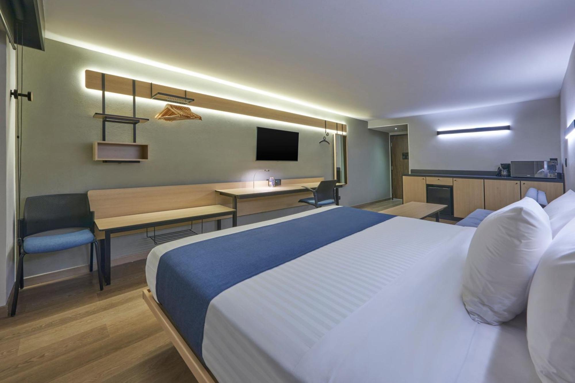 City Express By Marriott Cancun Aeropuerto Alfredo V. Bonfil Ngoại thất bức ảnh