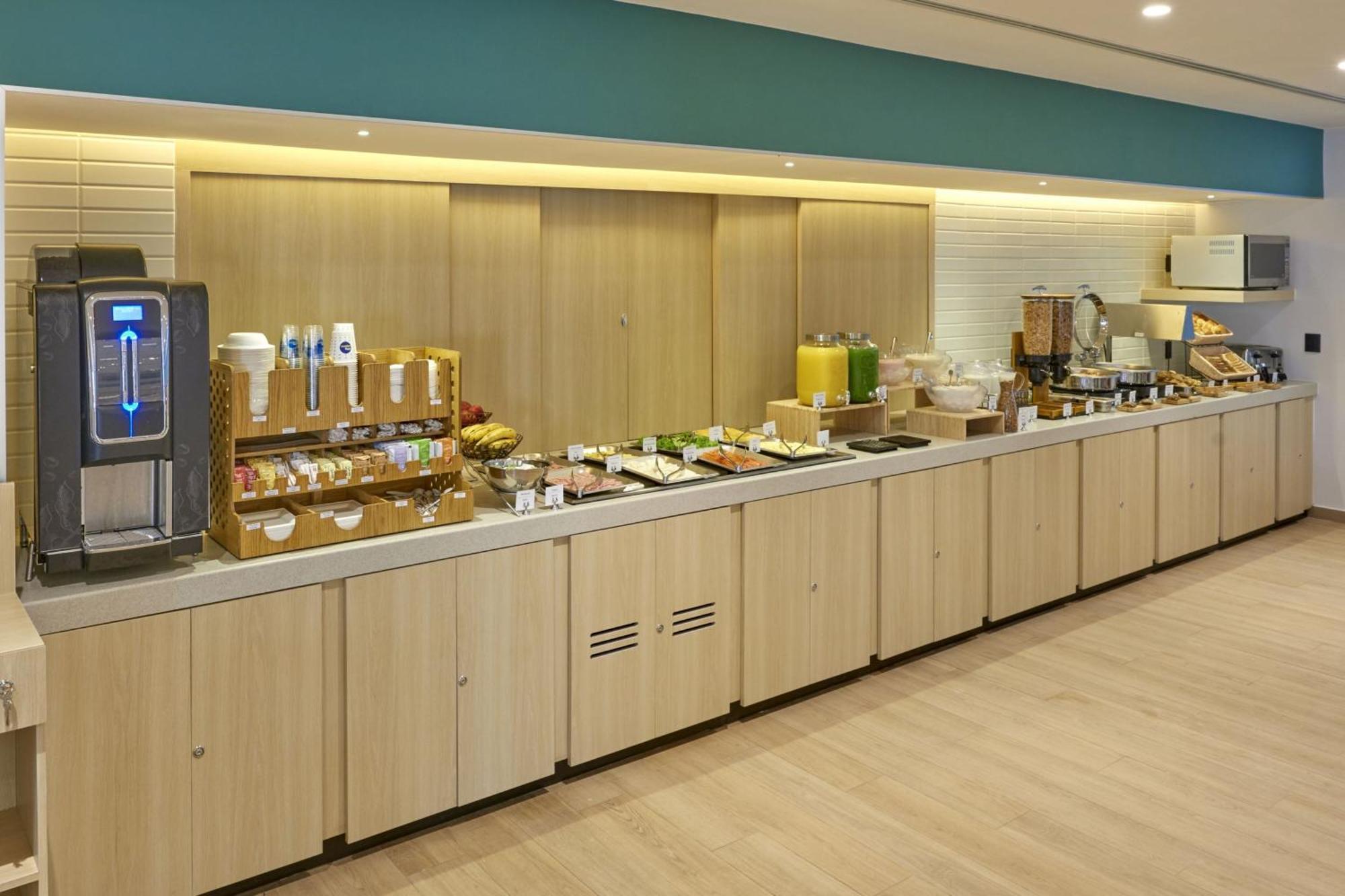 City Express By Marriott Cancun Aeropuerto Alfredo V. Bonfil Ngoại thất bức ảnh