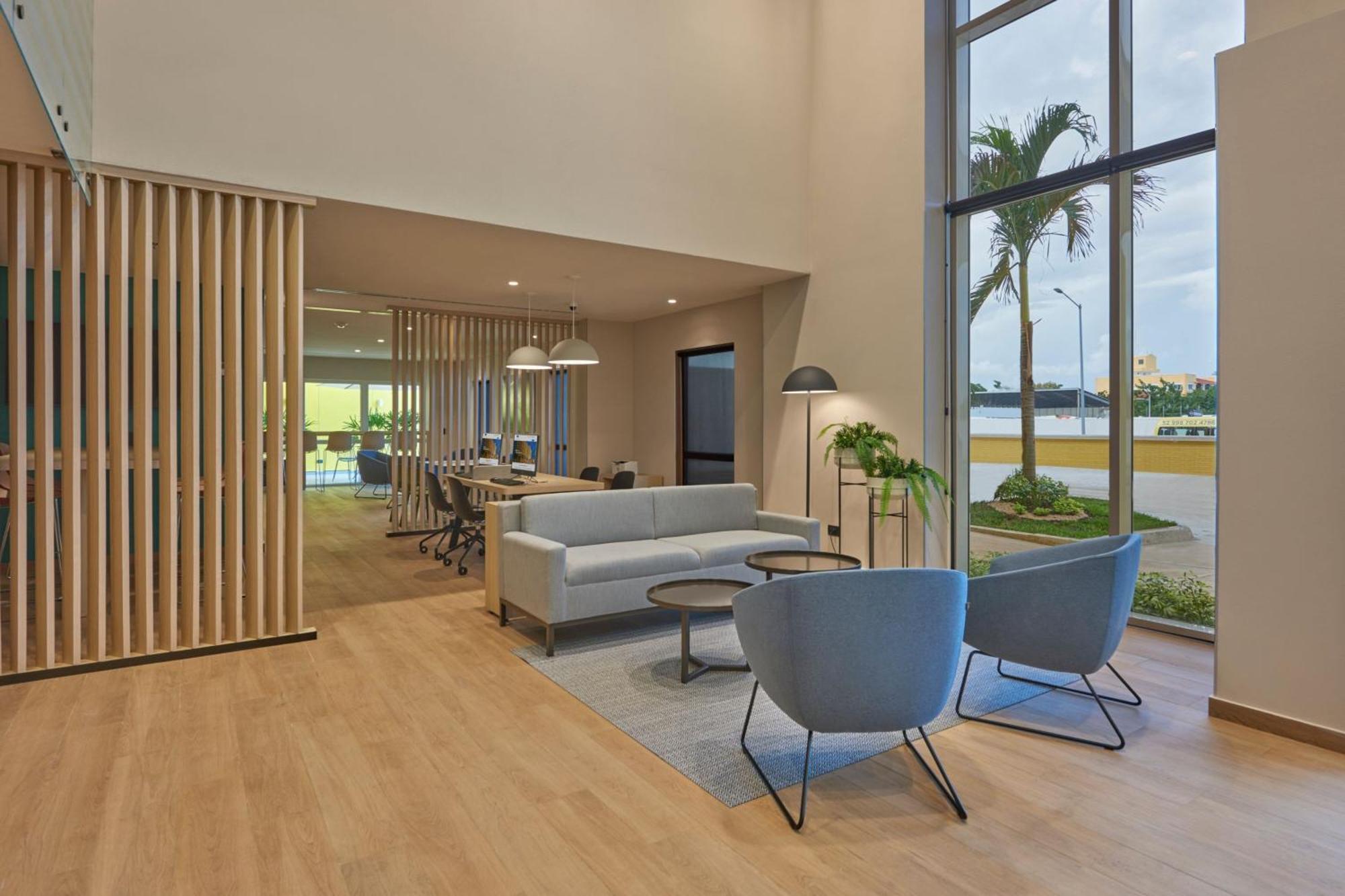 City Express By Marriott Cancun Aeropuerto Alfredo V. Bonfil Ngoại thất bức ảnh